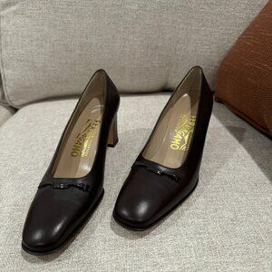 NEW - Salvatore Ferragamo Brown Leather Pumps Size 5.5